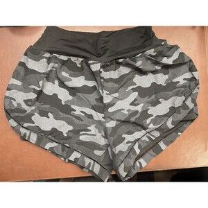 2-in-1 Women’s Workout Shorts with Phone Pockets for Running or Gym Activities